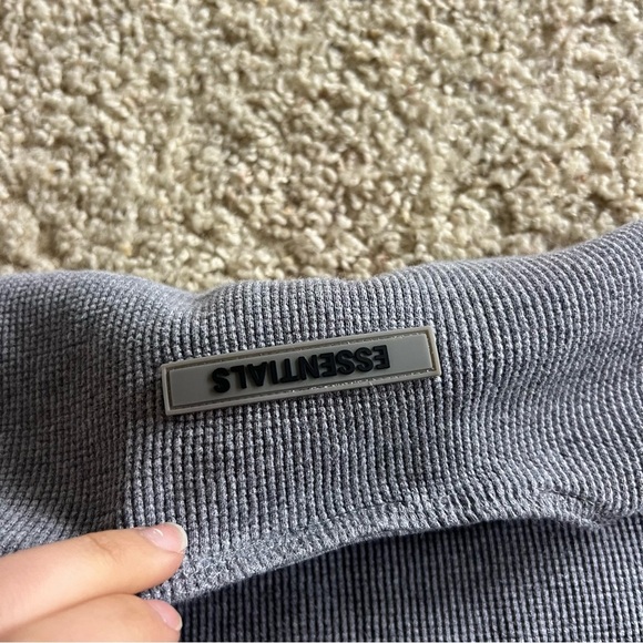 Essentials ribbed long sleeve - Picture 3 of 5